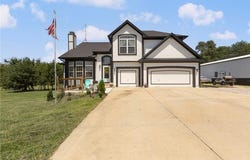 27759 Turkey Creek Road E, Wellsville, KS 66092