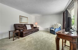 751 W Martin Avenue, Amherst, OH 44001