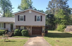 182 Iris Court, Riverdale, GA 30274