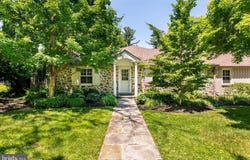 223 UPPER GULPH, WAYNE, PA 19087