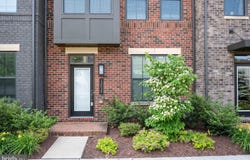 13039 HATTONTOWN SQUARE, HERNDON, VA 20171