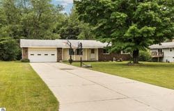 8113 Cherry, Cadillac, MI 49601