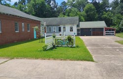 5003 Lotus Lane, Lufkin, TX 75904