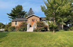 32 Brentwood Road, Augusta, ME 04330