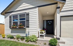 3562 NW 9th Court, Redmond, OR 97756