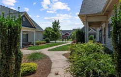 211 Hawks Nest Circle, Clemmons, NC 27012