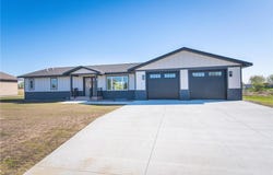 346 Halfaday Drive, Sauk Centre, MN 56378