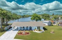 902 Canal Circle, Sebastian, FL 32958