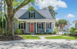 207-209 Clarendon Avenue, Southport, NC 28461