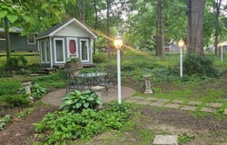 105 E 1st Street, Ovid, MI 48866