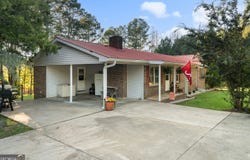 709 Simonton Mill, Carrollton, GA 30117