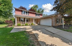 4518 Woodland Avenue NW, Canton, OH 44709