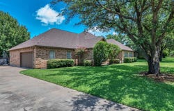 3109 Sunny Meadow Court, Dalworthington Gardens, TX 76016