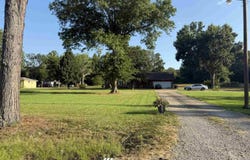 67 Friendship Rd, Conway, AR 72032