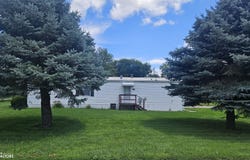 272 7th Ave, Manilla, IA 51454