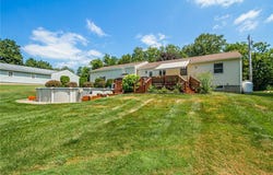 1527 E Palmyra Port Gibson Road, Palmyra, NY 14522
