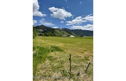 88 PONY Circle, Etna, WY 83118