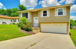 229 Stillbrook Estates Drive, Fenton, MO 63026