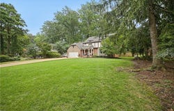 100 James Landing Road, Newport News, VA 23606