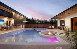 1453 Galaxy Dr, Newport Beach, CA 92660