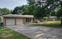 404 16th Place SW, Miami, OK 74354