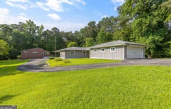 4847 Lakewood, Acworth, GA 30101