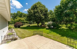 320 Northern Hills Trail, Saint Charles, MN 55972