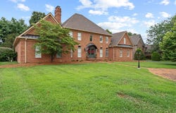 1812 Todd Trace Court, Bowling Green, KY 42103