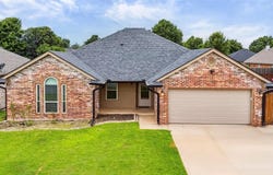 917 Westbury Terrace, Yukon, OK 73099