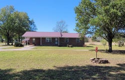 5299 Highway 33, Augusta, AR 72006
