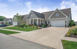 34655 N Legends Way, Grafton, OH 44044