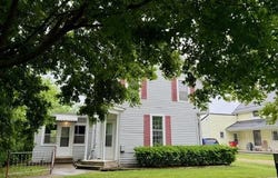 351 W W Buckeye St. Avenue, Ada, OH 45810