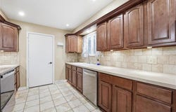 203 N Murphy Drive, Raymore, MO 64083