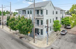 3431 CHARTRES Street, New Orleans, LA 70117