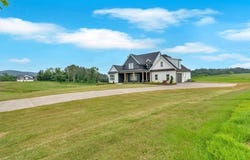 152 Palisade Drive, Rydal, GA 30171