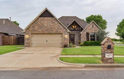 14013 Savannah River Way, Yukon, OK 73099
