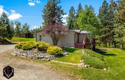 2047 S Dinger Ln, Victor, MT 59875