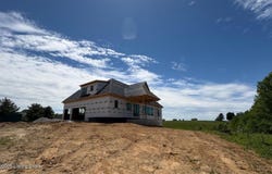 2716 Adenmore Ct, Prospect, KY 40059