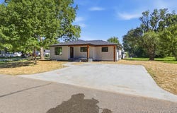 307 Clay Road, Versailles, MO 65084