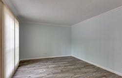 411 S Dooley Street, Grapevine, TX 76051