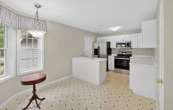 1465 Hooksett Road, Hooksett, NH 03106