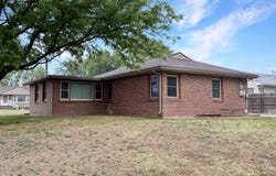 1100 E 8th St, Colby, KS 67701