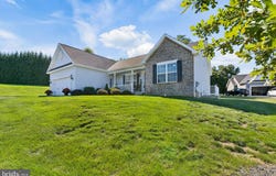 61 HUNTMASTER Drive, HANOVER, PA 17331