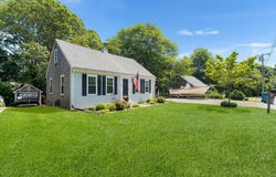 20 Amvets Avenue, Falmouth, MA 02540