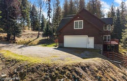 516 Kiebert Loop, Hope, ID 83836