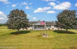 587 Spring House Road, Lehighton, PA 18235