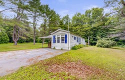 33 Butman Boulevard, Readfield, ME 04355