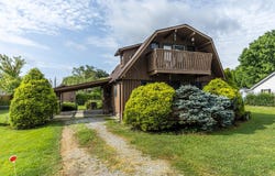 208 Rockcastle Street, Berea, KY 40403
