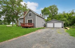 2256 40th Avenue, East Farmington, WI 54020