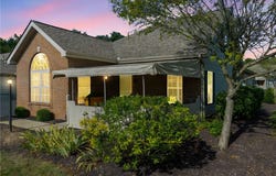 5178 Polo Fields Dr, Hampton, PA 15044
